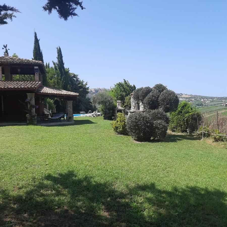Casalustro Città Sant'Angelo Exterior foto
